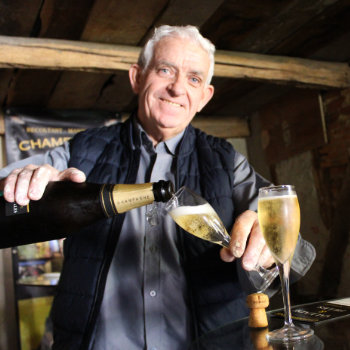 Caveau de dégustation Champagne Vallade & Filles à Cercy près de Beaune